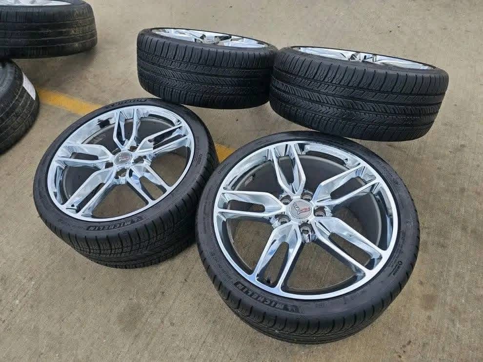 Corvette C7 OEM chrome wheels and tires - Image 4