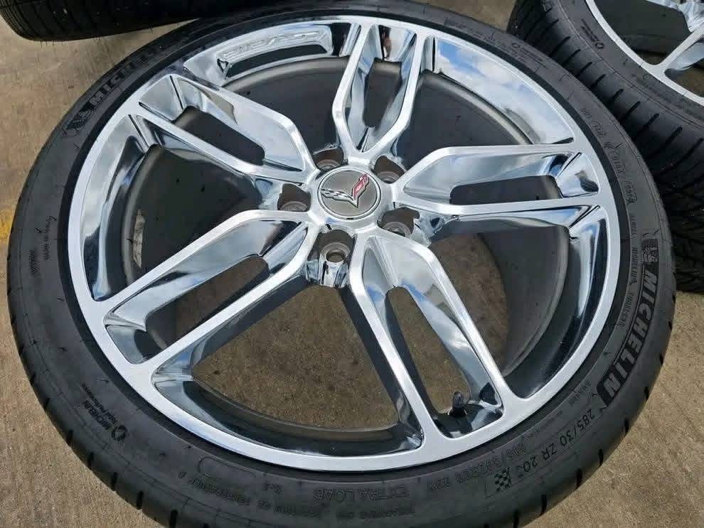 Corvette C7 OEM chrome wheels and tires - Image 6