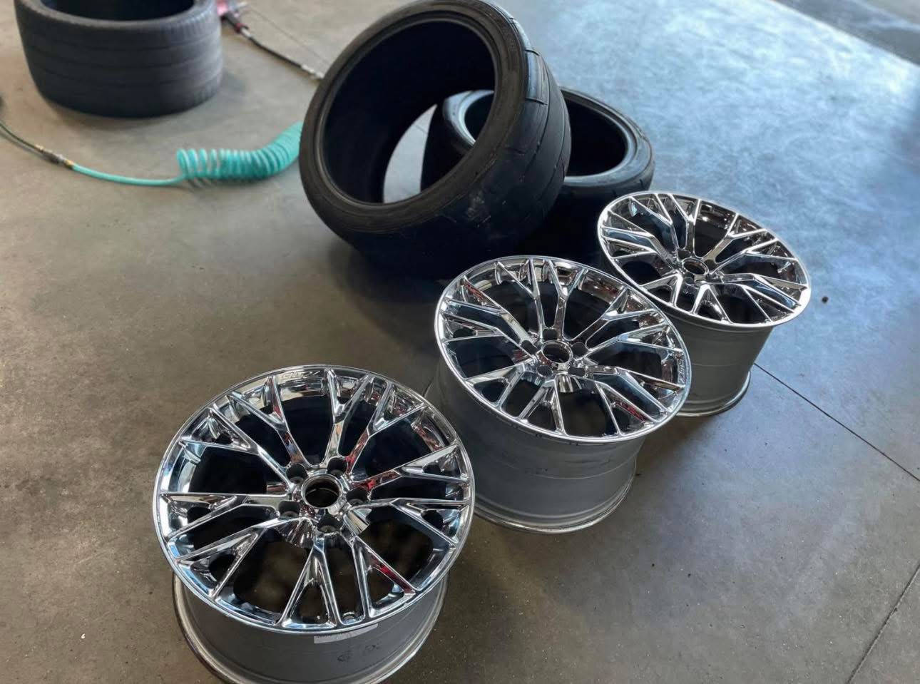 Corvette C7 Z06 OEM CHROME WHEELS - Image 4